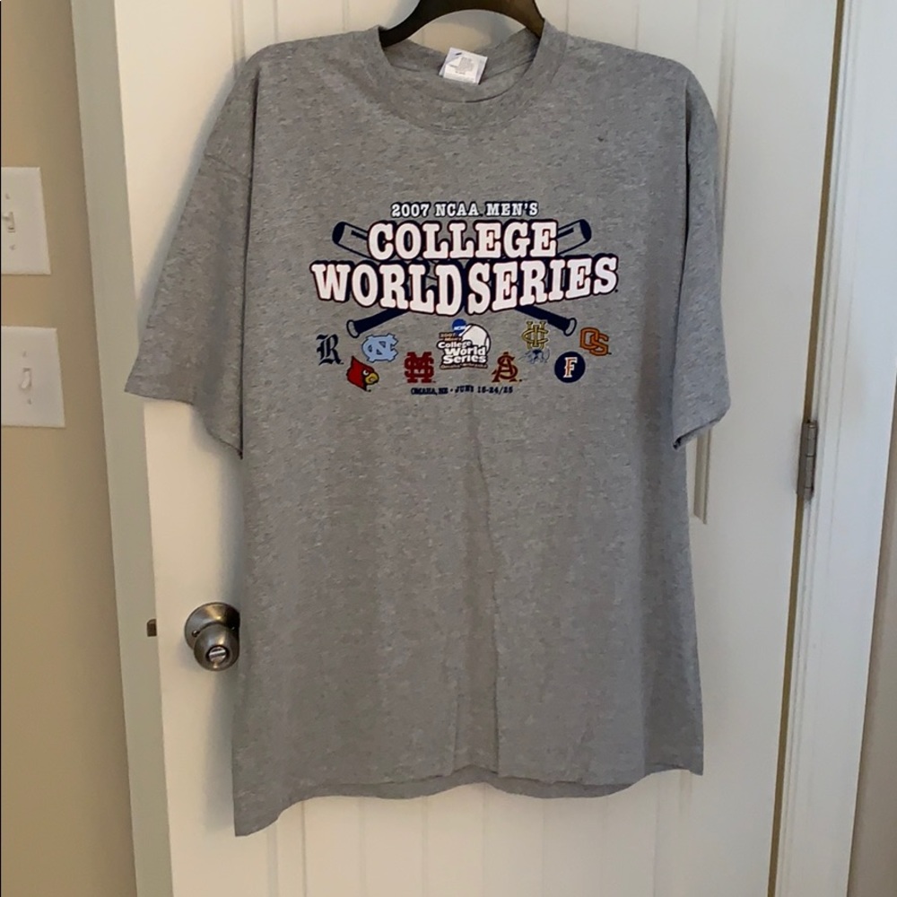 2007 College World Series XXL collectors t-shirt